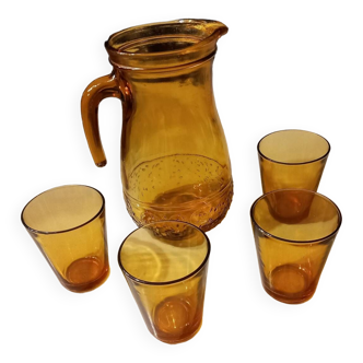 Italian pitcher service and 6 amber glasses