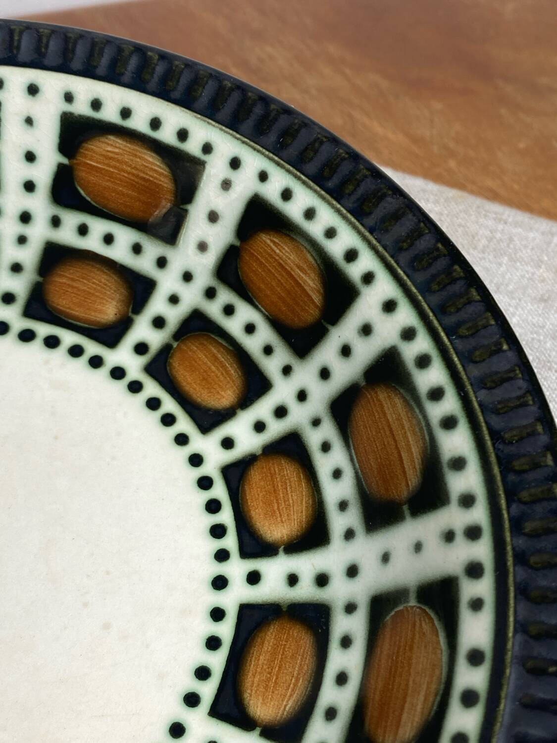 Boch Belgium round serving dish