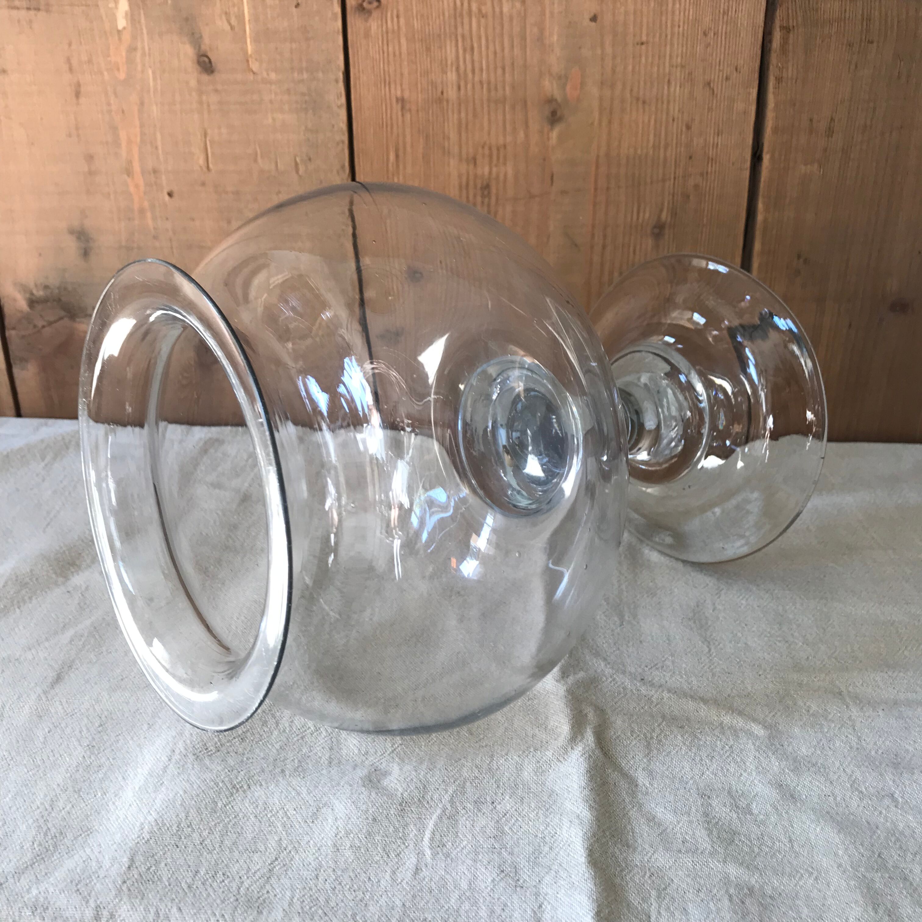 Apothecary vase in ancient glass