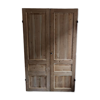 Pair of old XIX pine doors