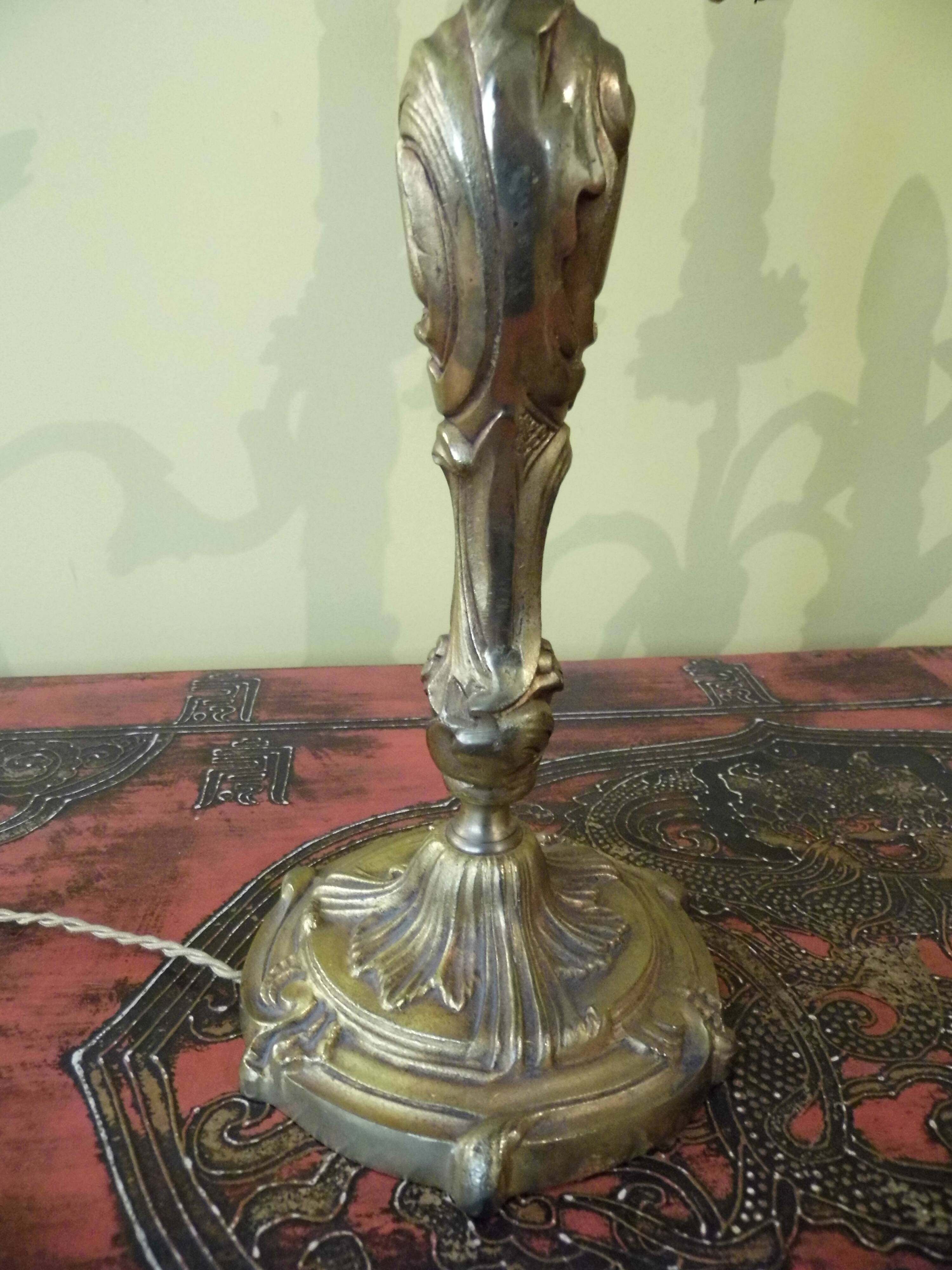 Chandeliers, candelabras pair of table lamps, bronze