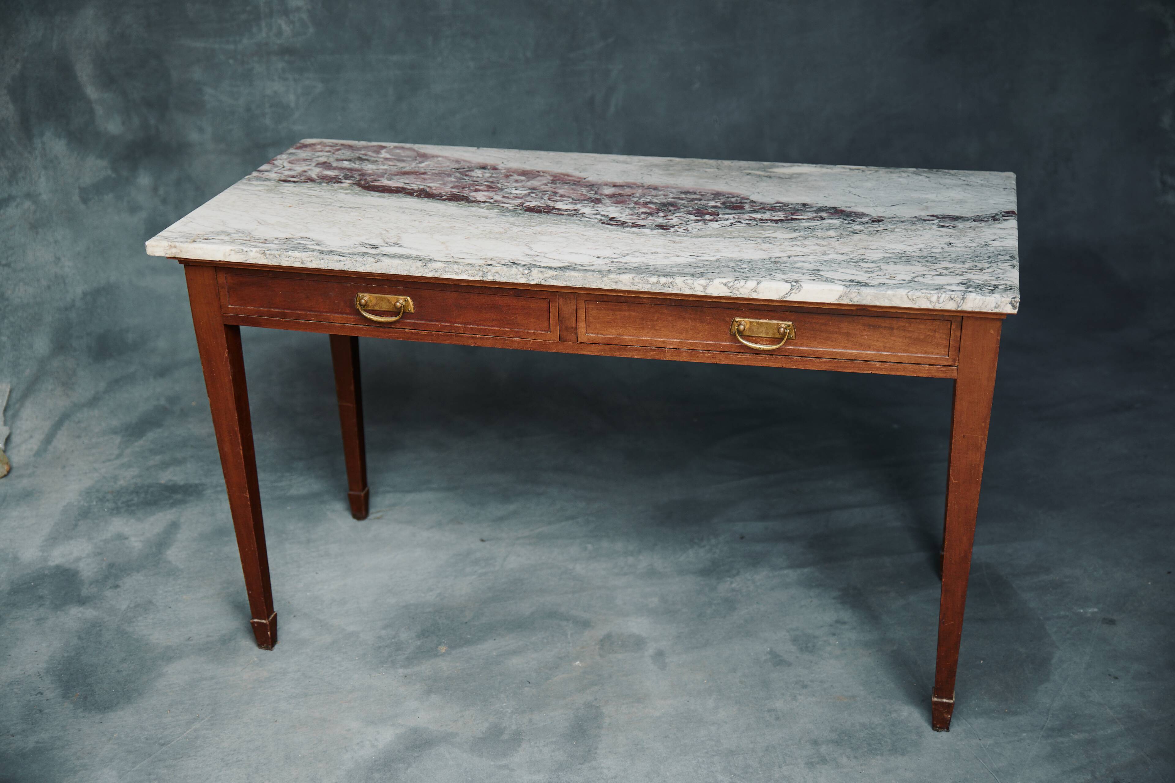 Bureau ancien en marbre et bois avec poignées en laiton