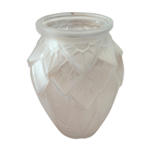 Vase en verre dépoli