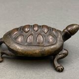 Bronze turtle XIXth Chocolate patina Fine carving