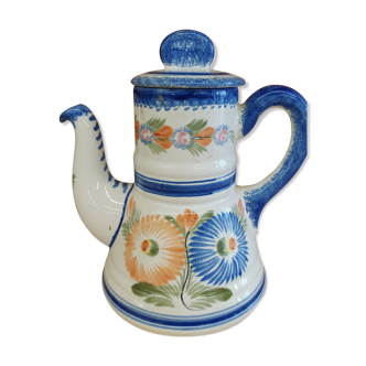 Quimper's earthenware cafeteria