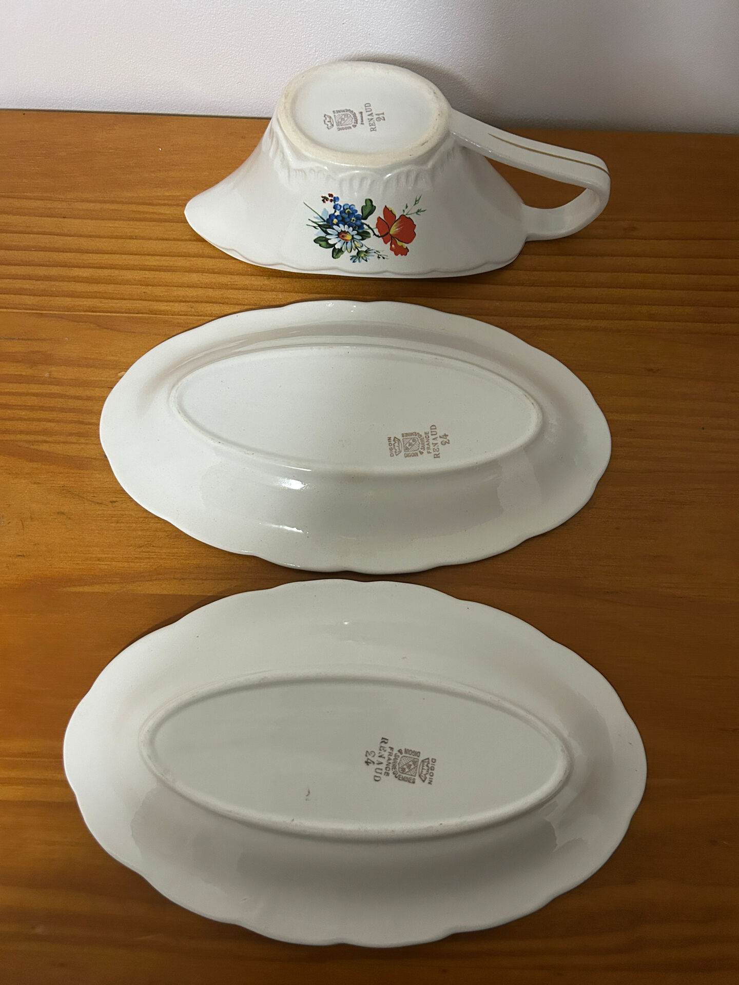 Saucière + 2 Plats De Presentation Digoin & Sarreguemines - Modèle REN