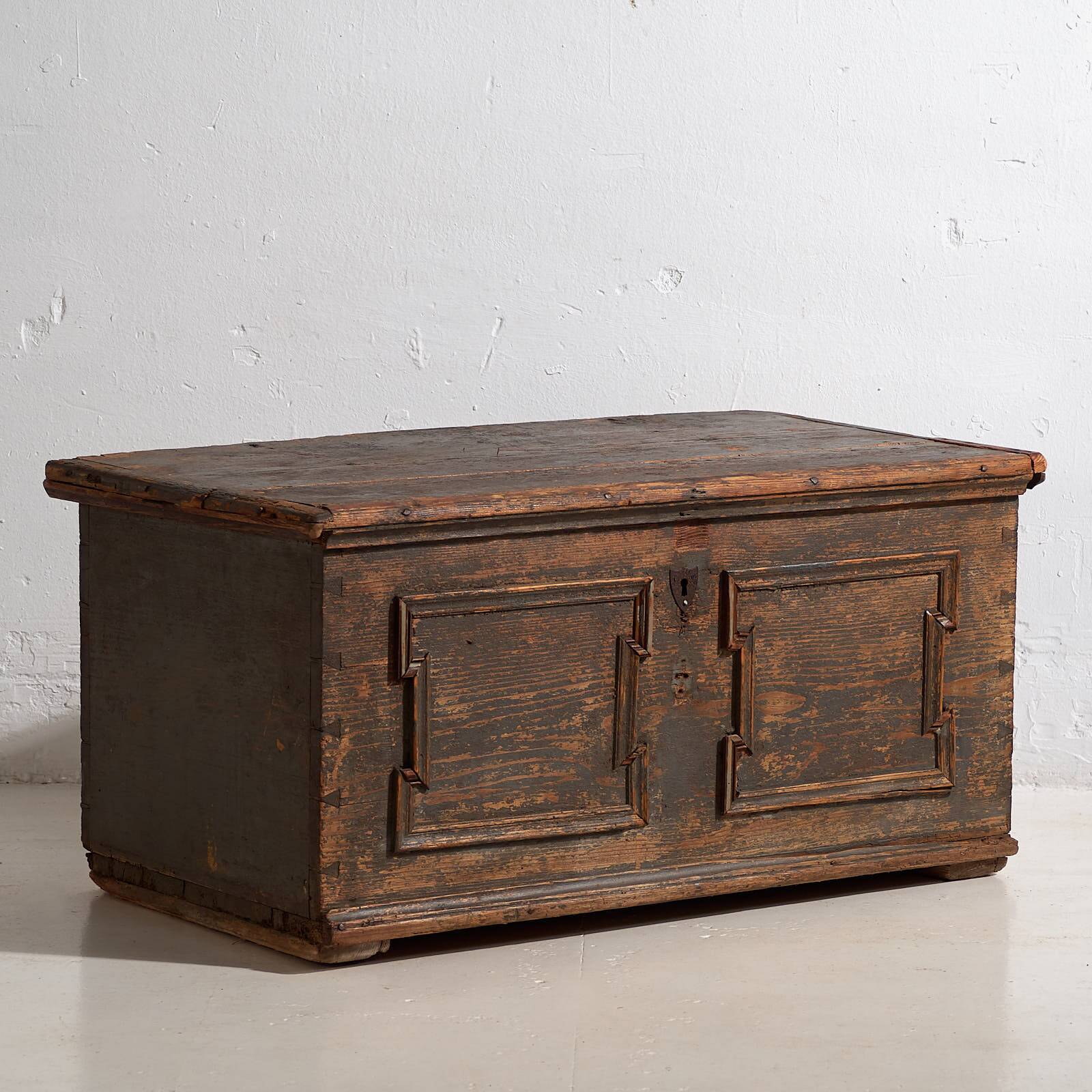 Antique chest with pearl grey patina (c.1900) #28