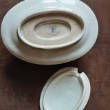 Old Tournay sauce boat. Creil and Montereau