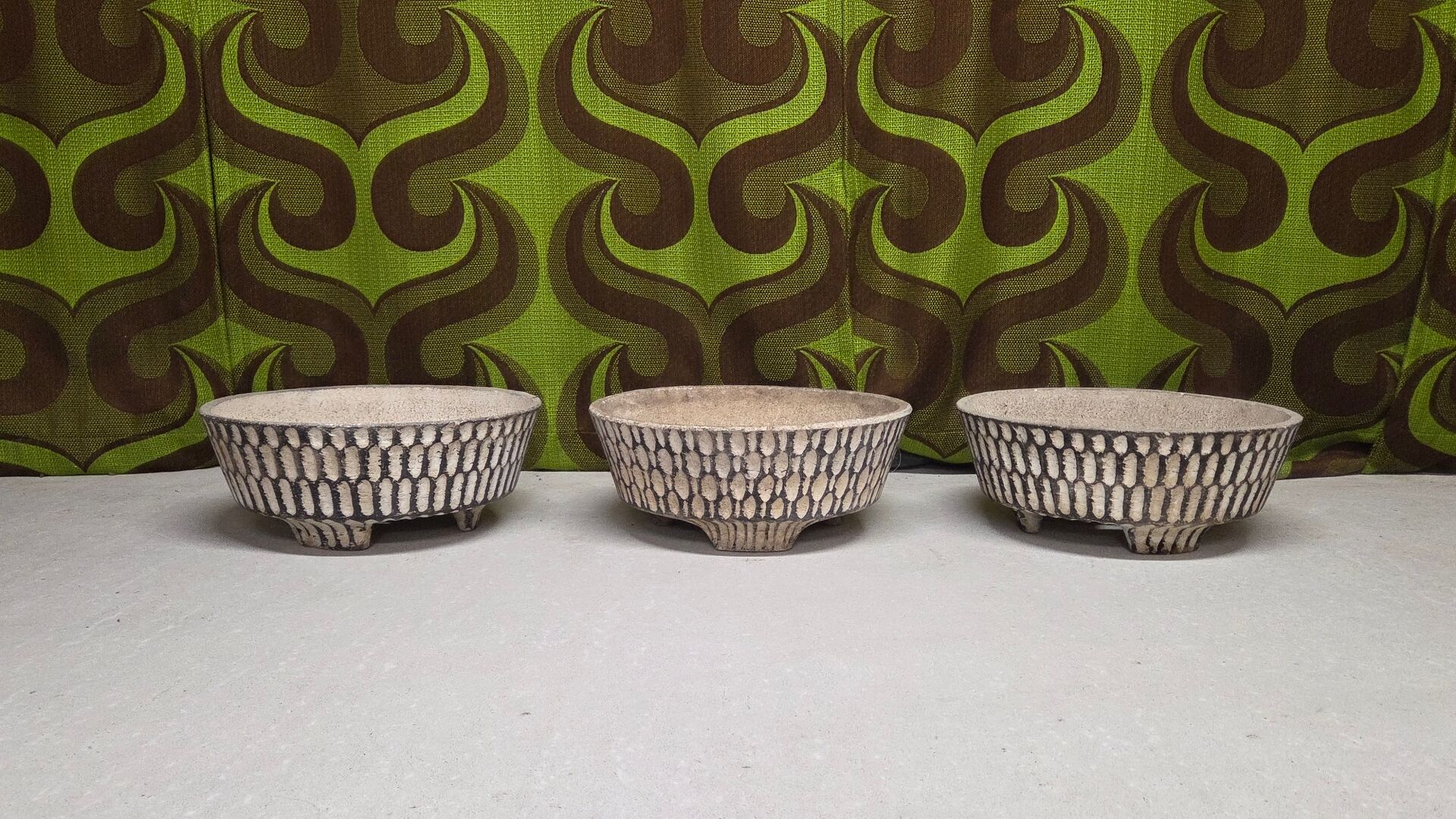 Mid-century textured concrete planter – Switzerland, 1960
