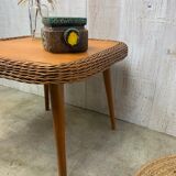 Wicker/wood coffee table