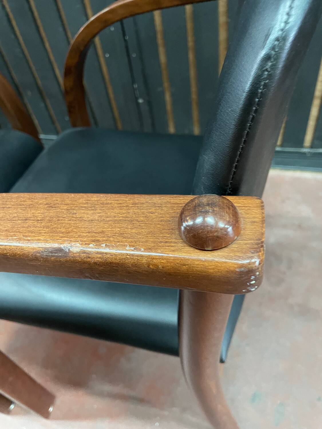 Pair of wooden and leatherette armchairs from the 80s
