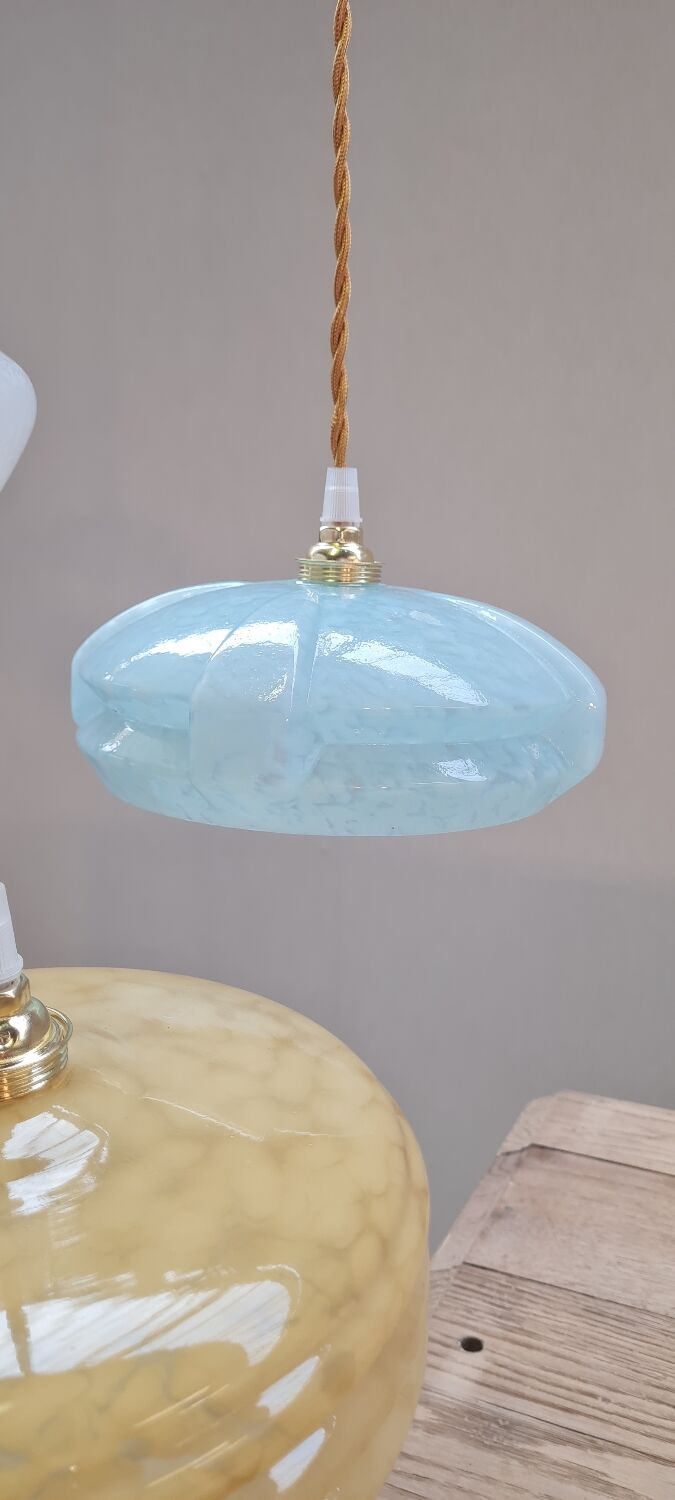 Clichy glass triptych suspension