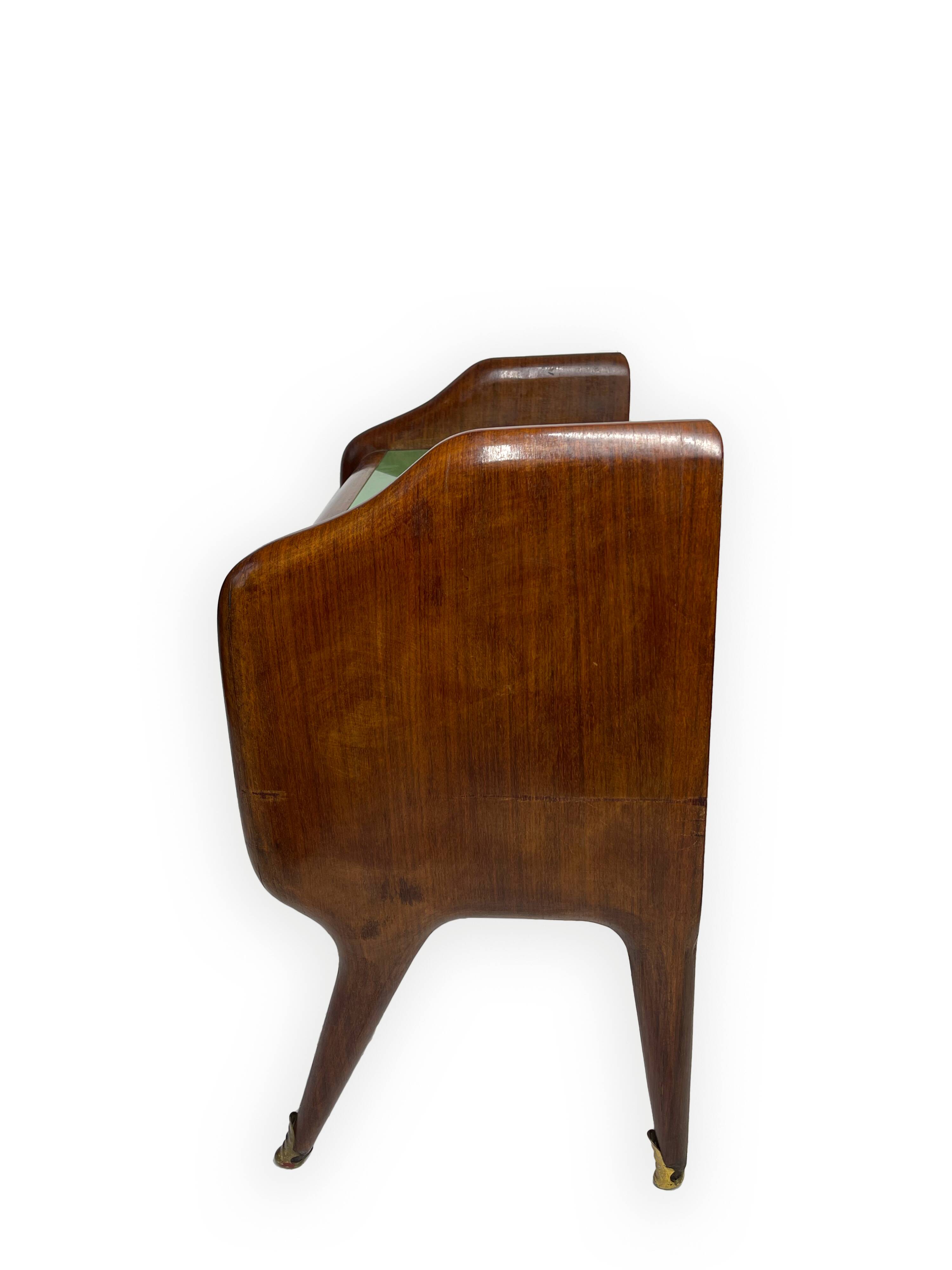 Table de chevet italienne du milieu du siècle