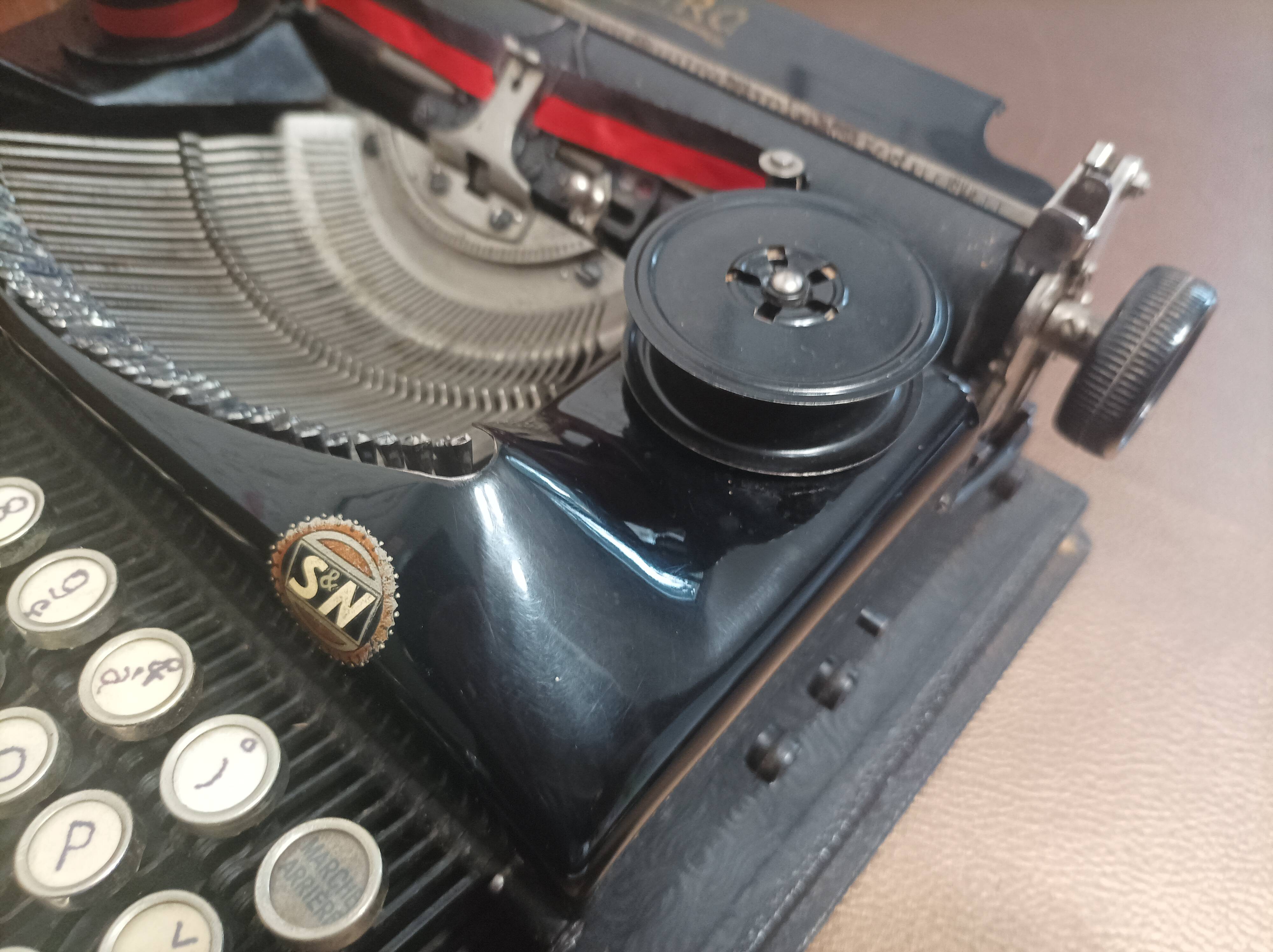 Typewriter “Naumann Erika S&N 1930s