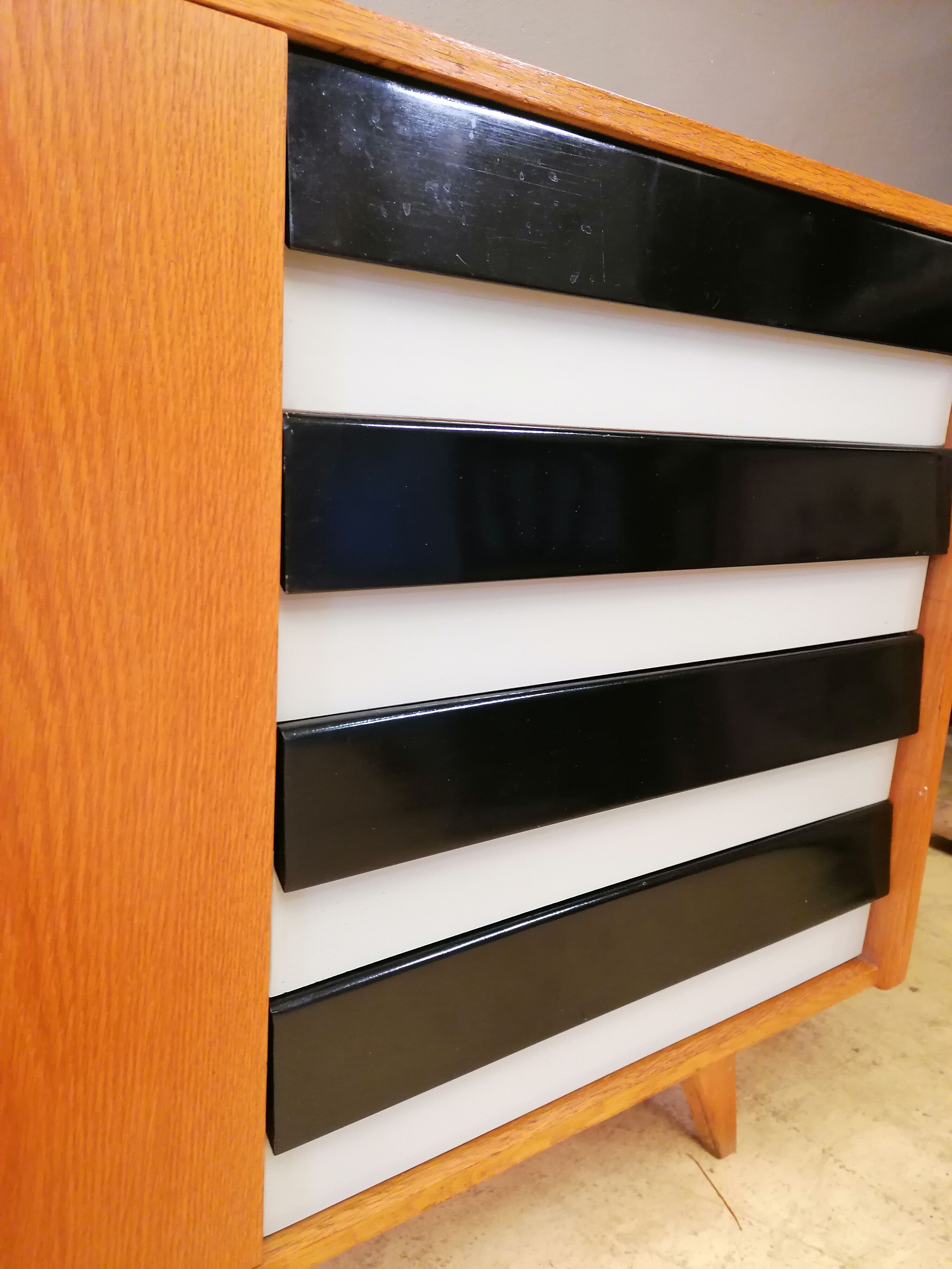 Sideboard Jiroutek U460, 1960