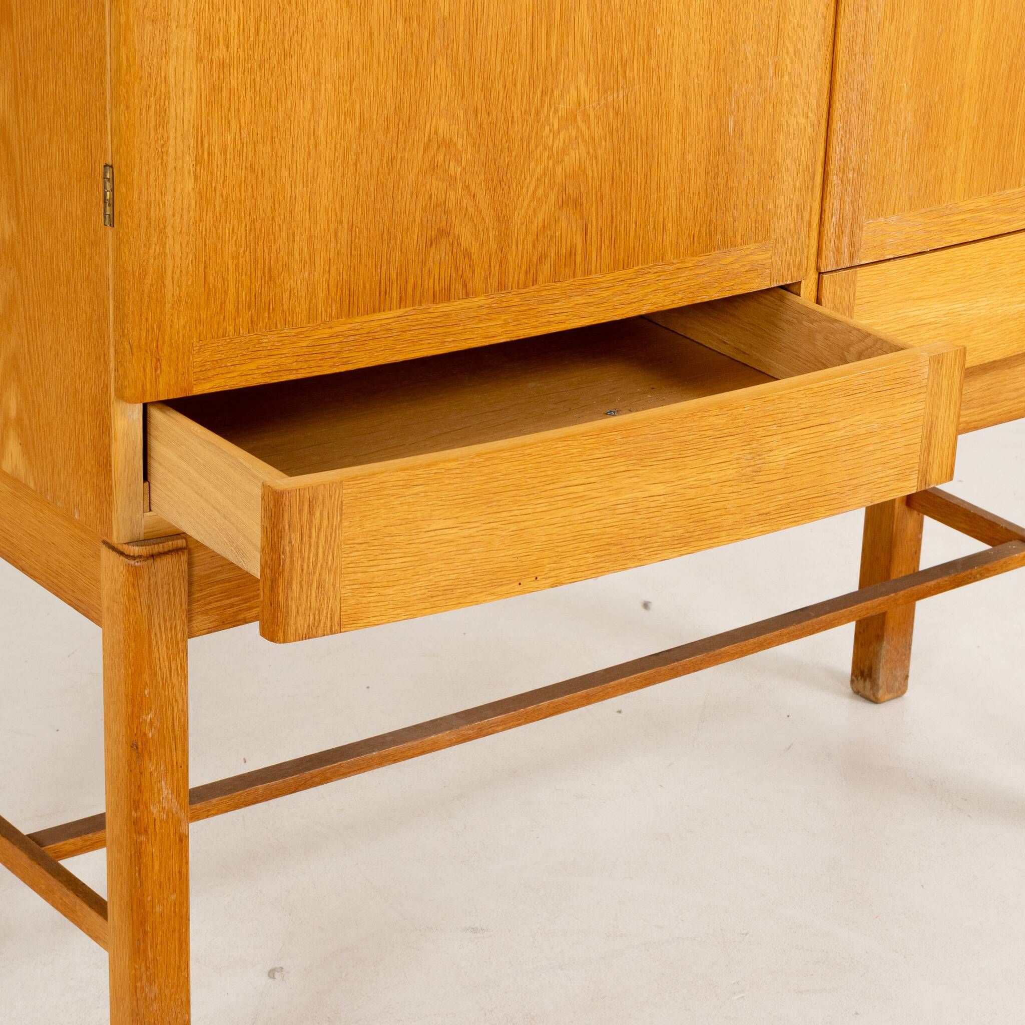 Scandinavian Oak Wardrobe by Gunnar Myrstrand for Källemo – Sweden, 1960