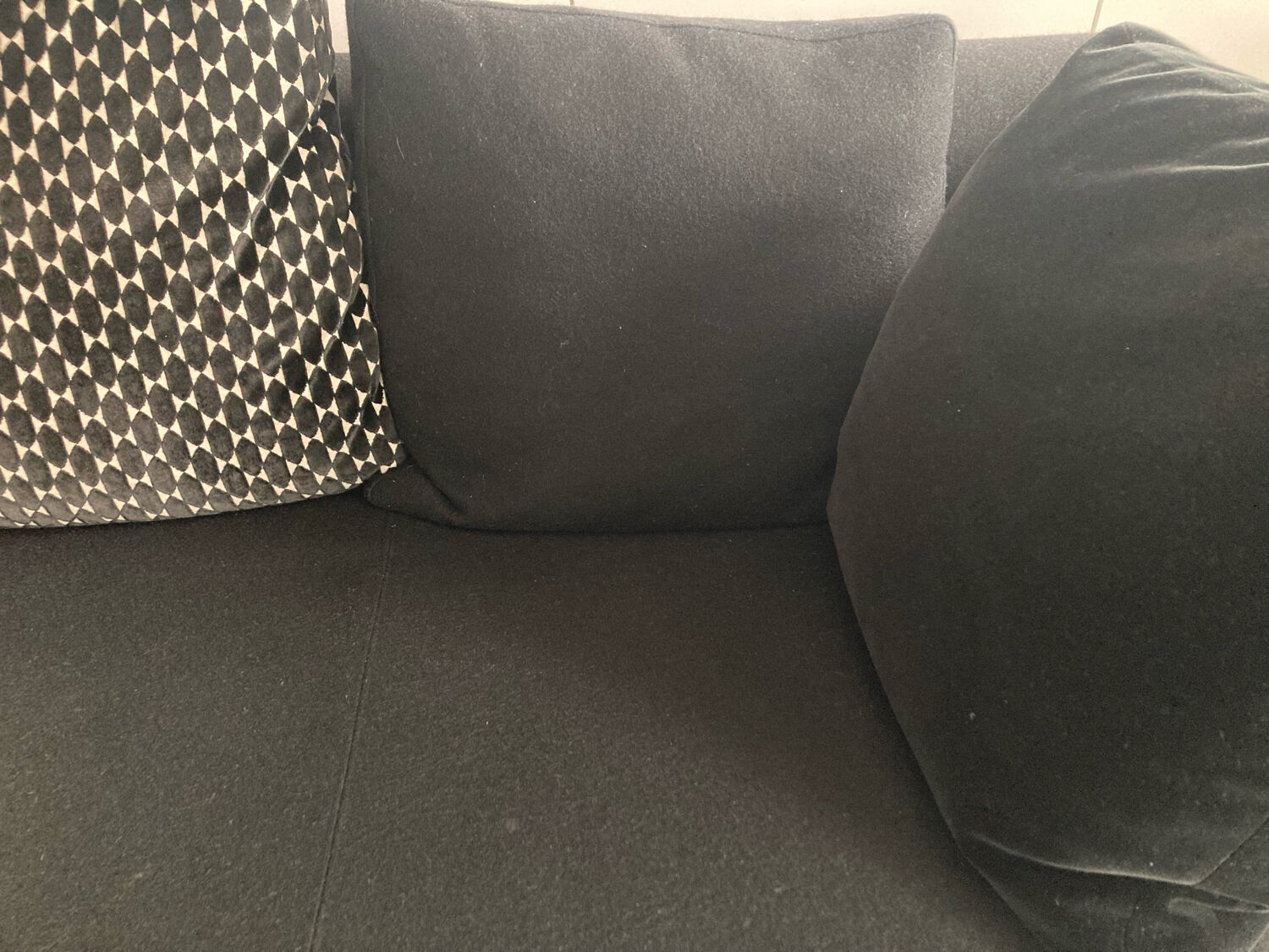 Sofa B&B Italia black