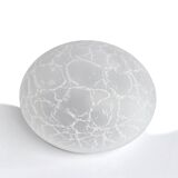 Plafonnier en verre moderniste veb narva allemagne années 1970.