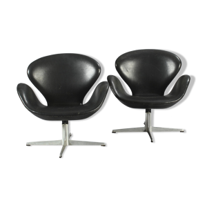 Paire de Swan Chairs