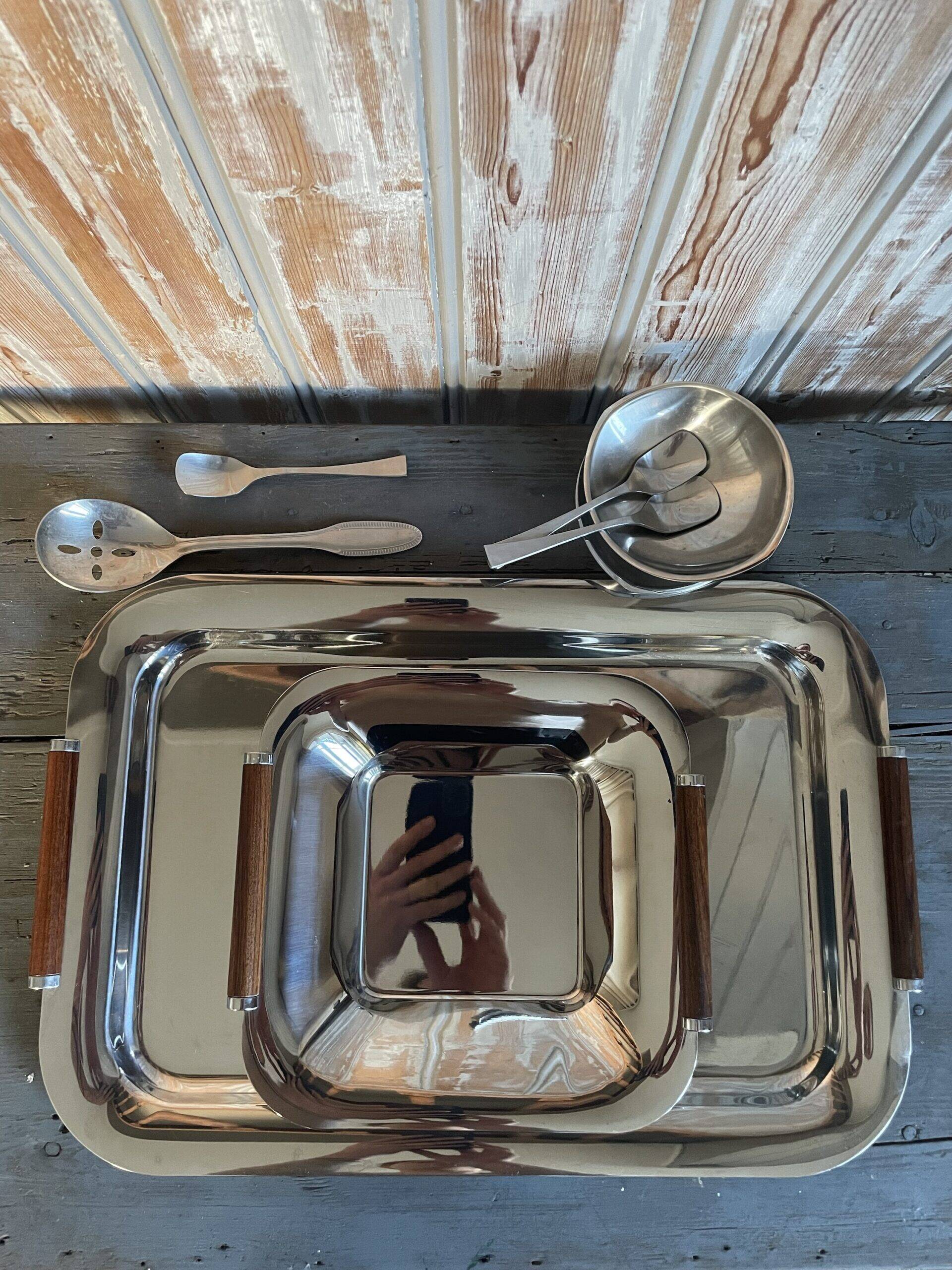 Guy Degrenne - Pair of serving trays