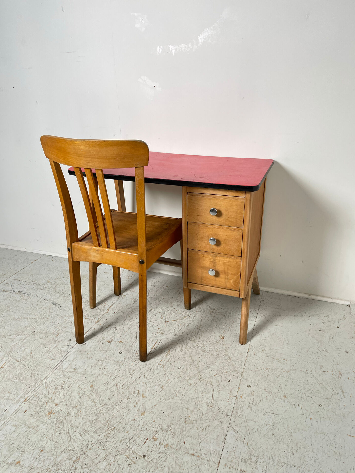 Compass leg desk 1970