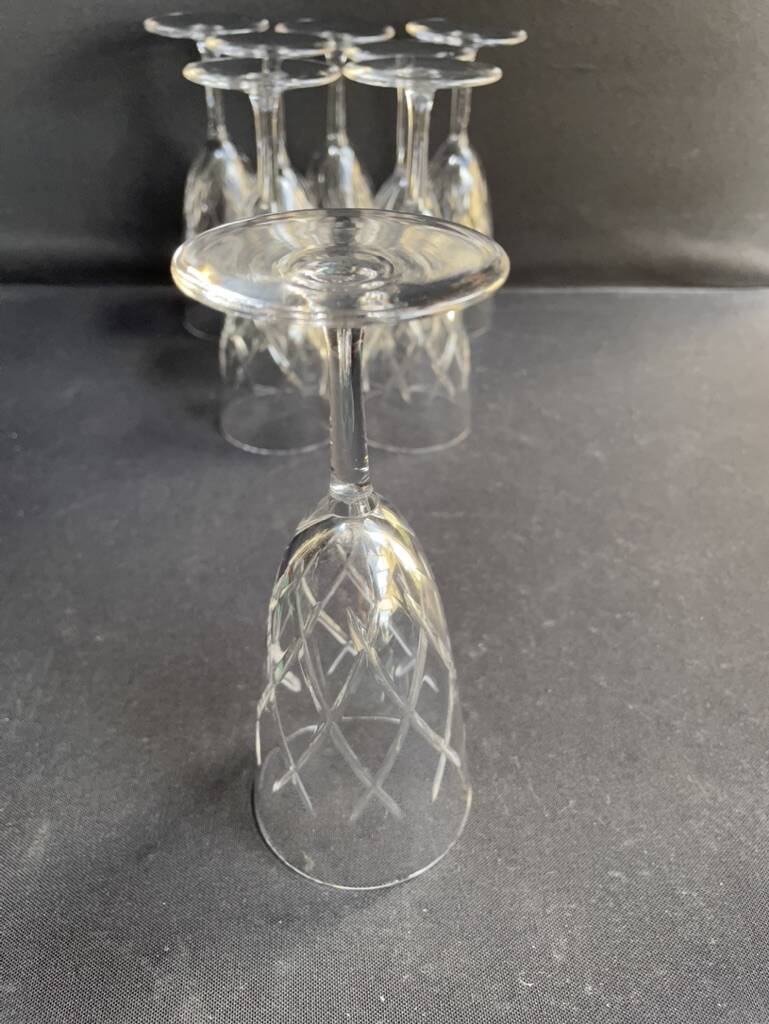 8 champagne flutes - cut crystal – cristalleries royales de champagne