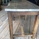 Table haute avec plateau en zinc