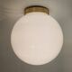 Grand plafonnier globe opaline