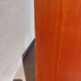 Scandinavian style commode