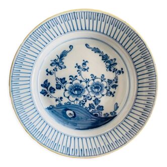 Assiette ancienne bleue. 19 ème