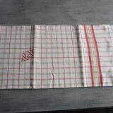 Old monogrammed checkered tablecloth: 165x165cm