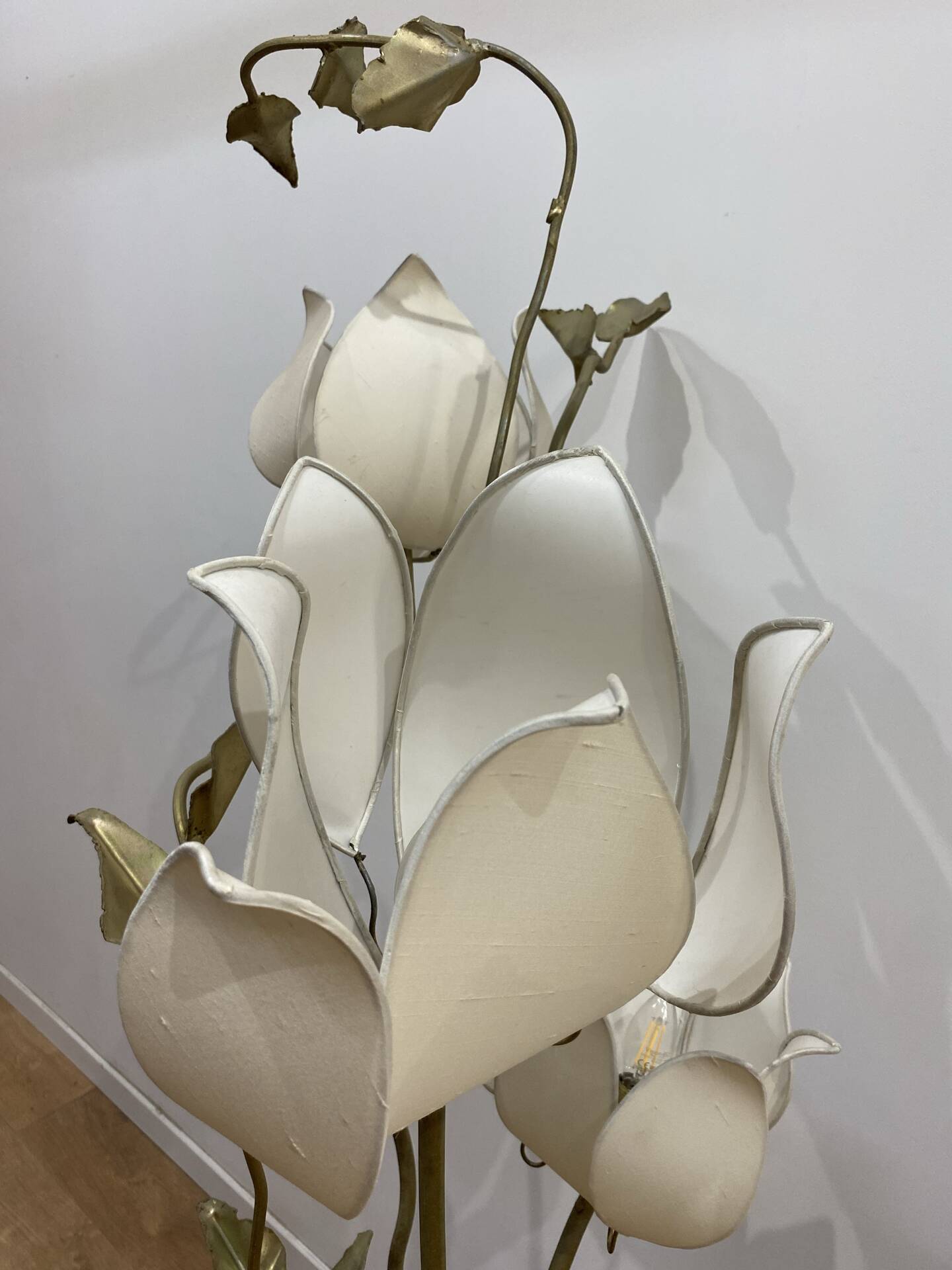 Lampadaire fleurs de lotus