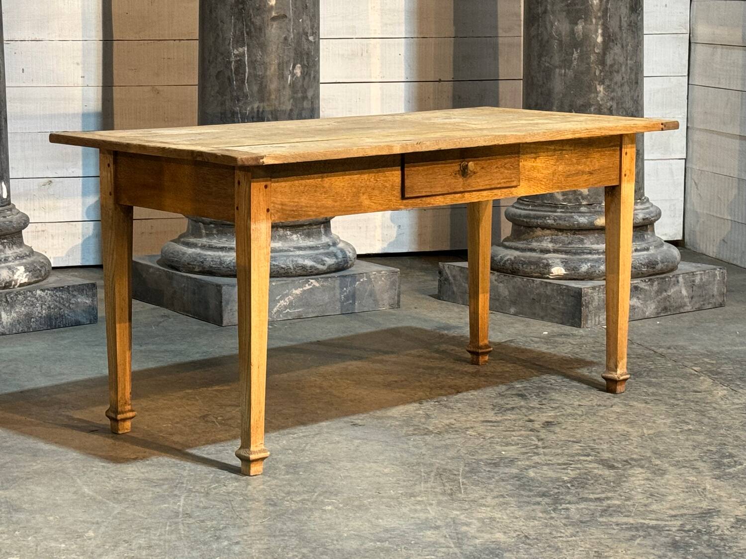 Kitchen table