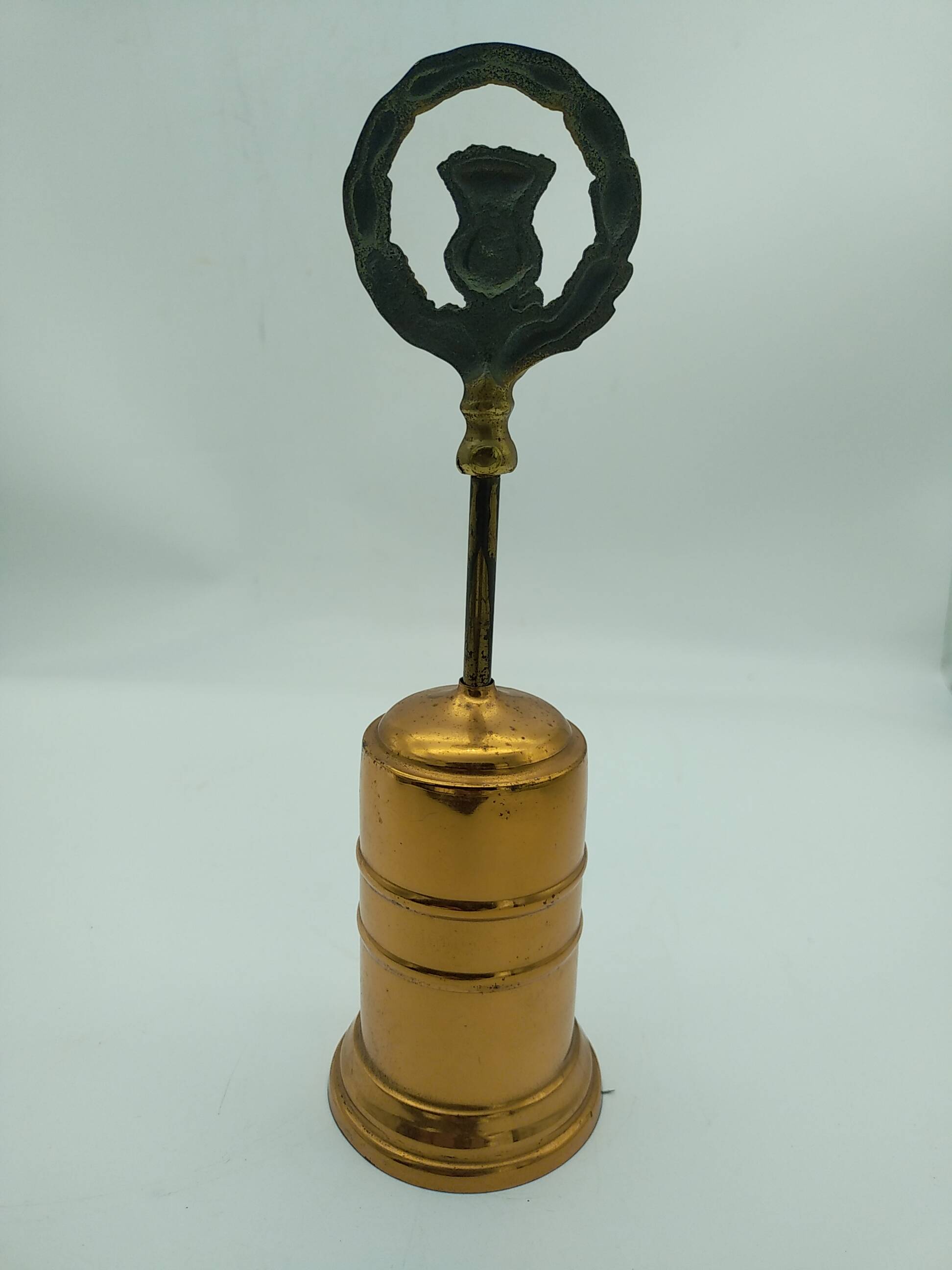 Brosse cheminée ou autre . Cuivre et laiton .