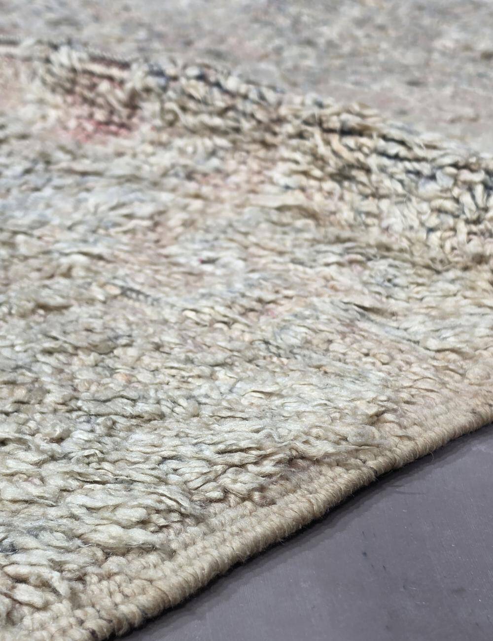Vintage Beni MGuild Rug - 320 x 212 cm
