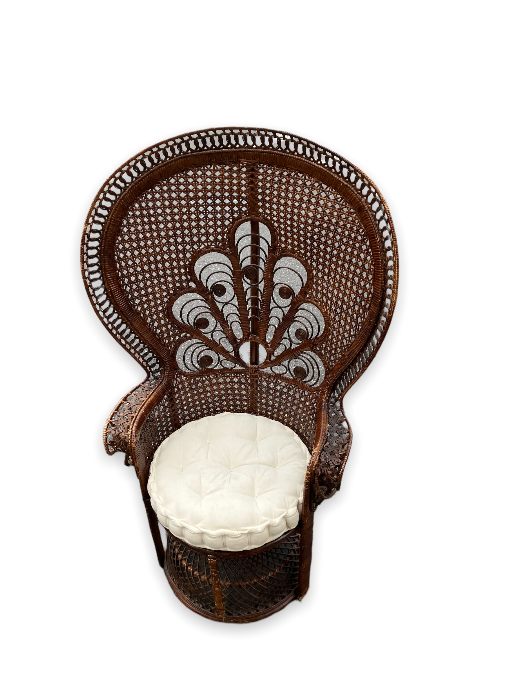 Armchair emmanuelle in rattan model peacock feather
