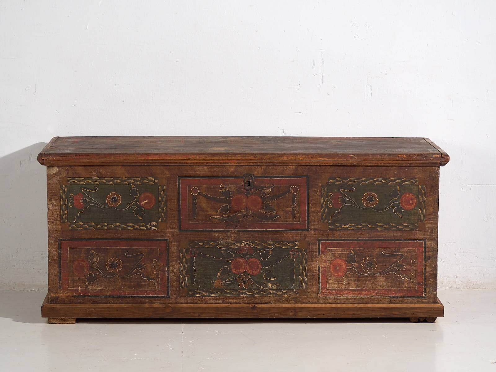 Antique Wedding Chest (Year 1826)