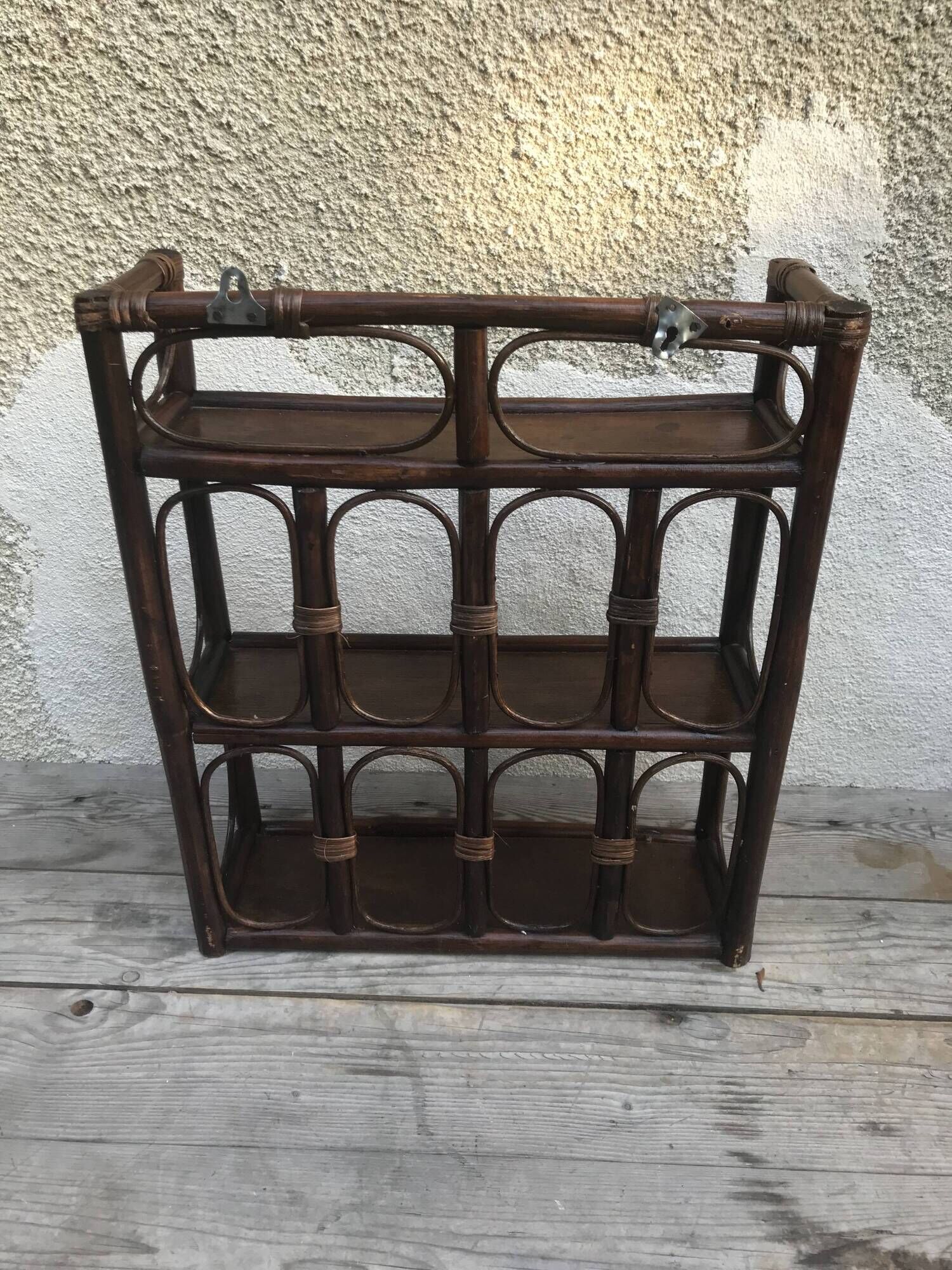 Wall shelf 3 trays in brown rattan from the 60 vintage