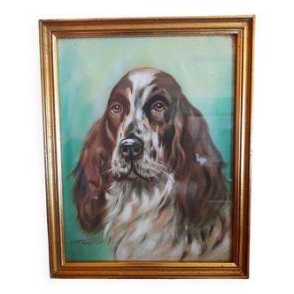 Cadre photo doré vintage avec peinture chien