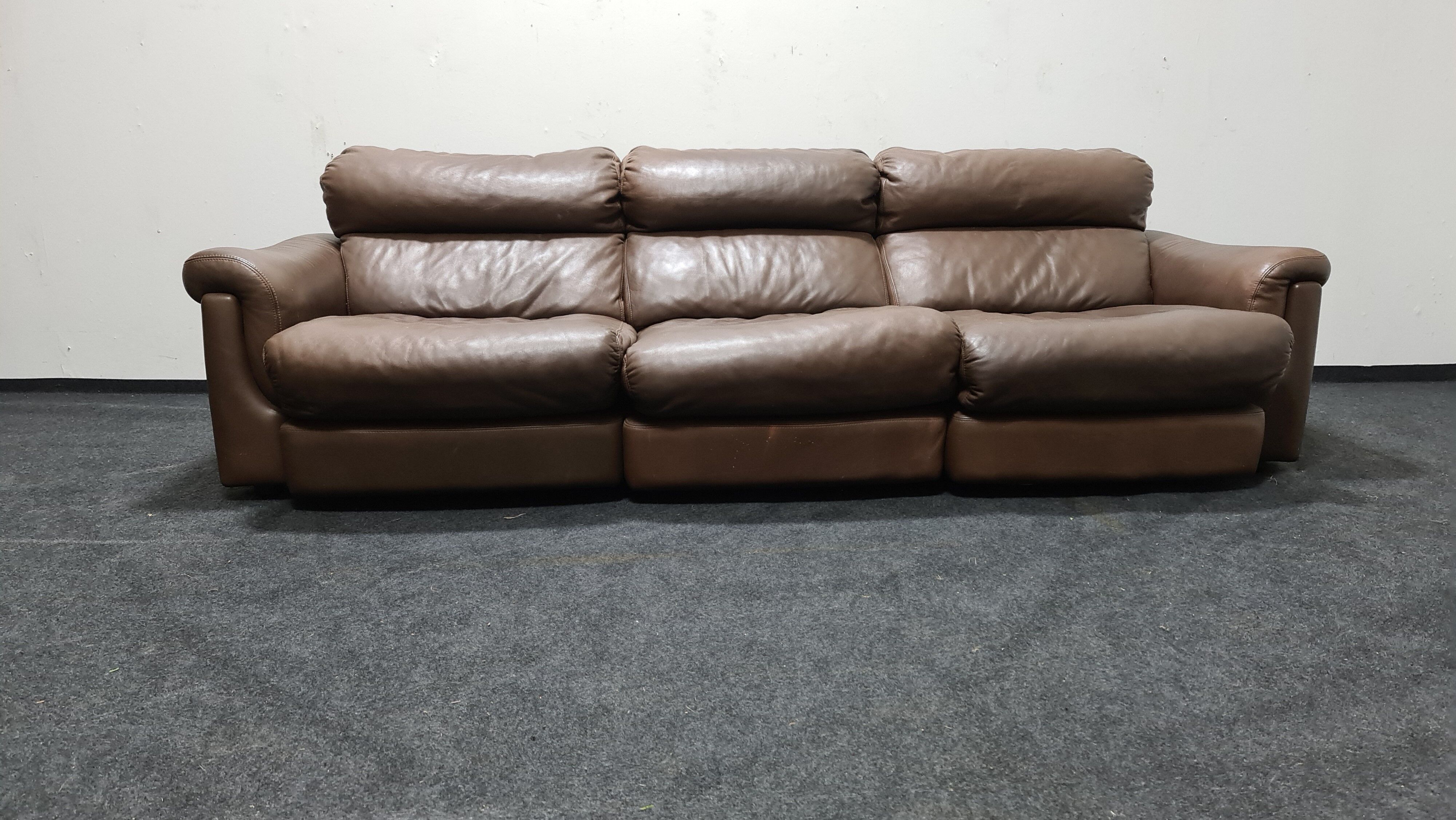 Canapé vintage en cuir brun par Rolf Benz