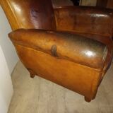Leather club chair