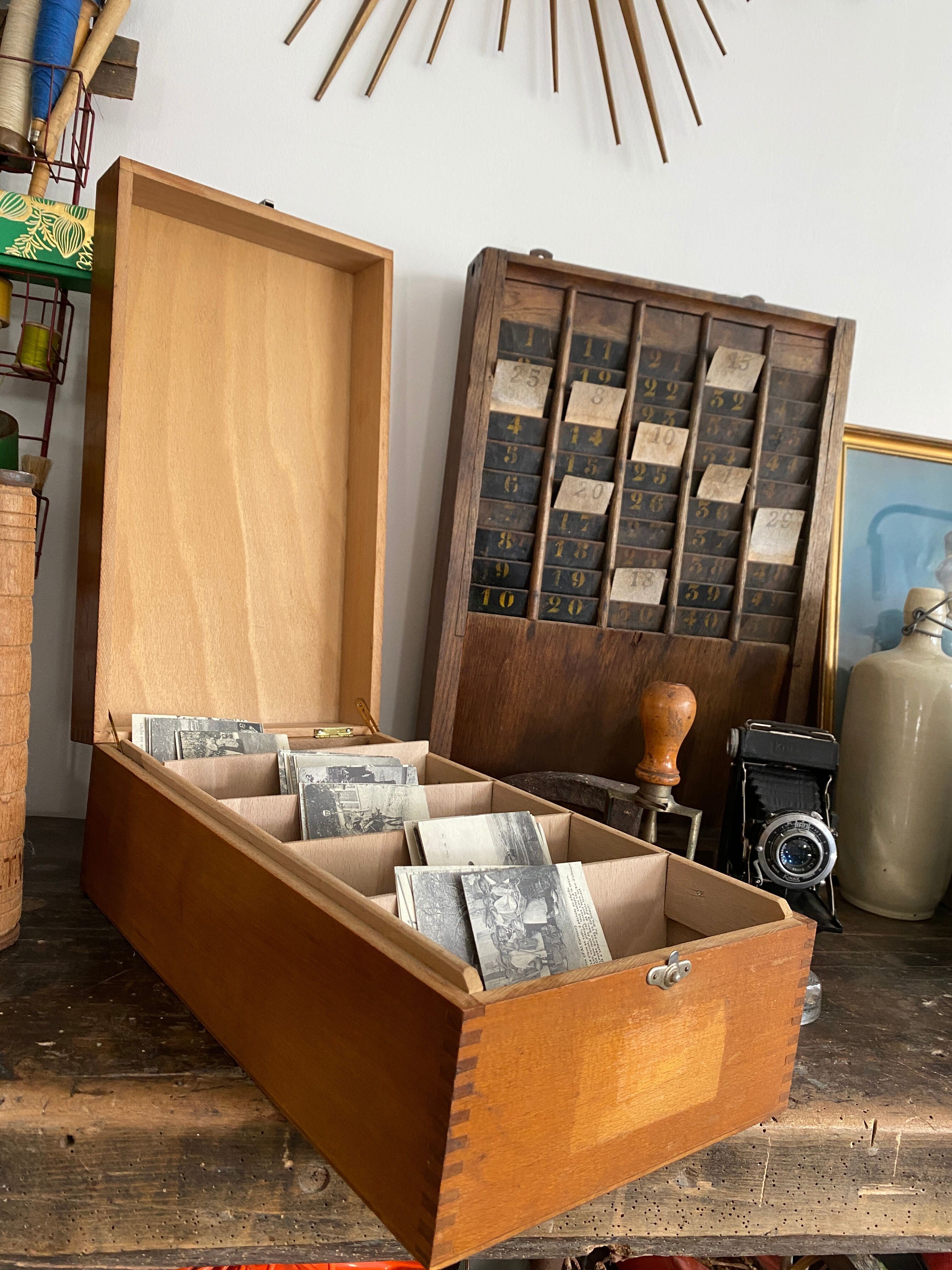 Set of 2 wooden plug boxes