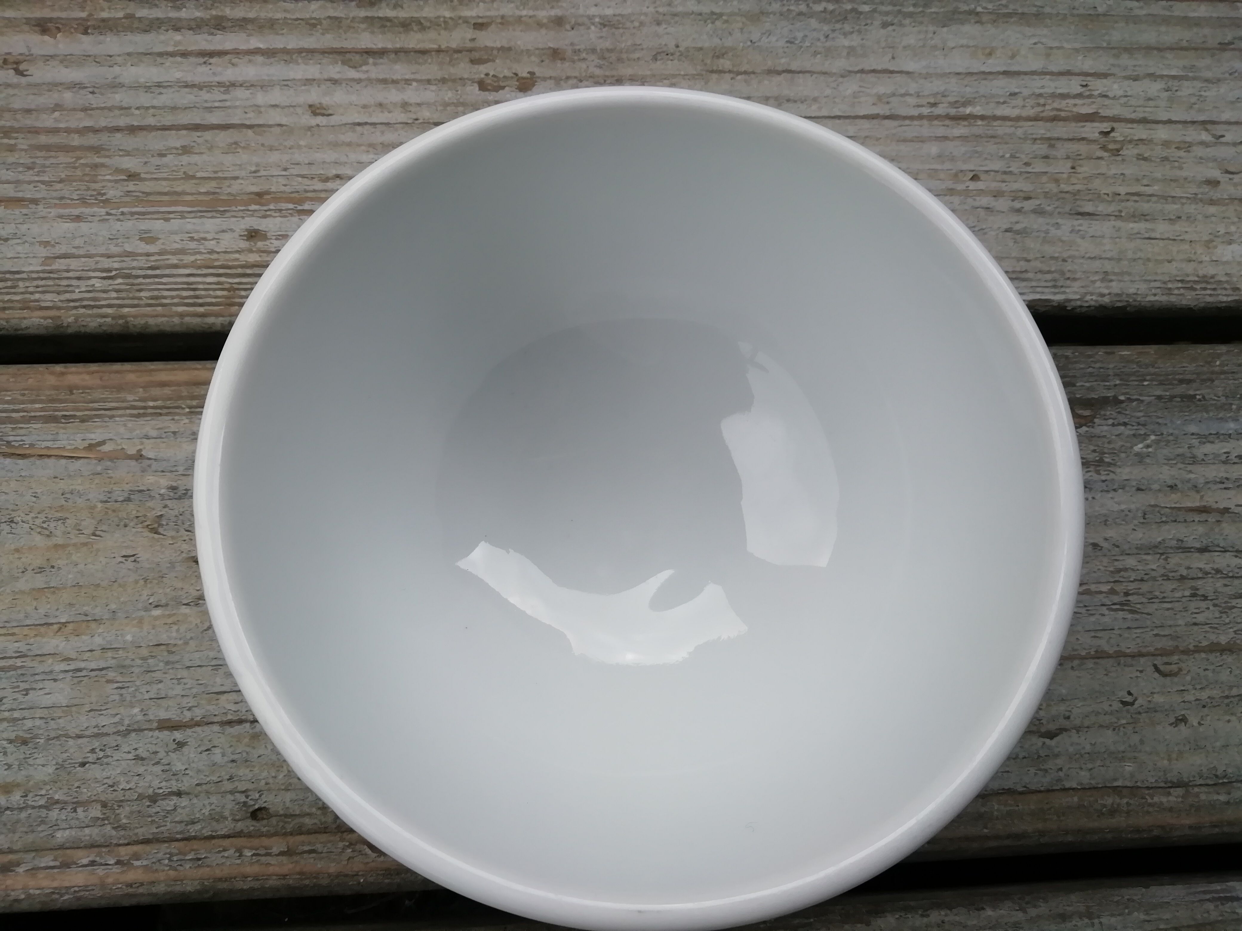 White porcelain bowl
