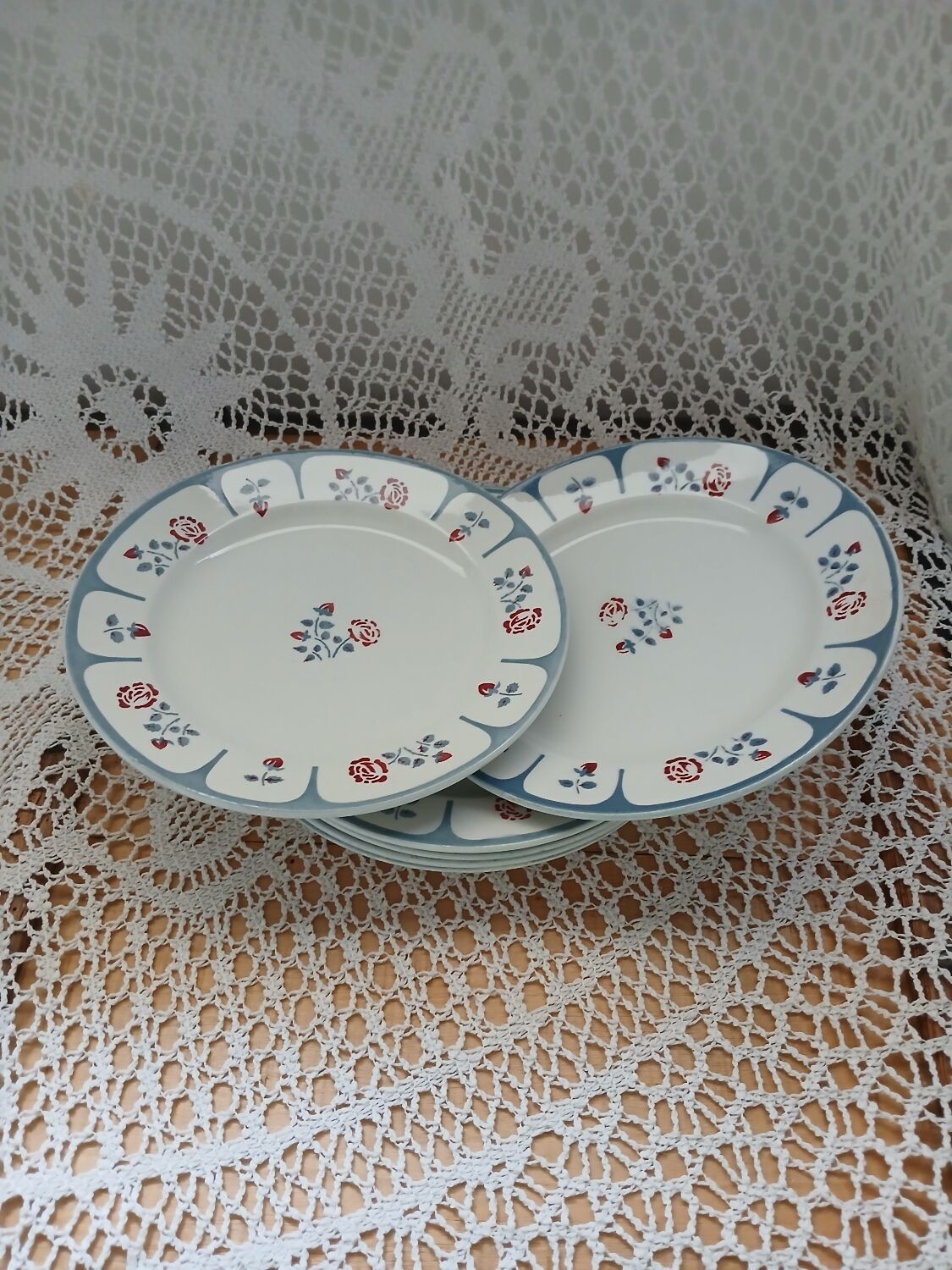 6 antique Saint Amand dessert plates