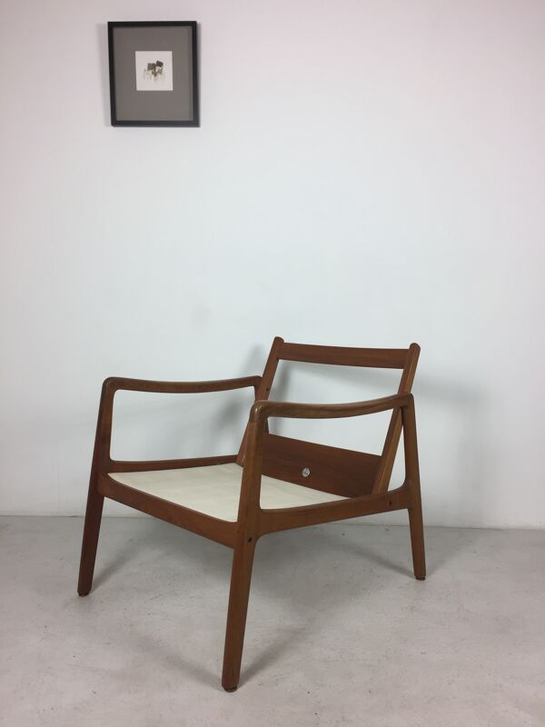Fauteuil danois en teck par Ole Wanscher
