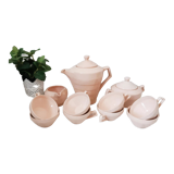 Coffee and tea service in faience of Saint Amand, pink, art deco