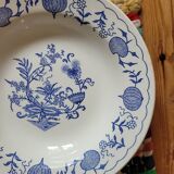 Set of 5 Blue Onion deep plates