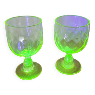 Uraline stemware