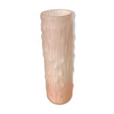 Vase en verre rose