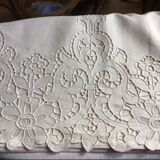 Linen adornment Richelieu OC